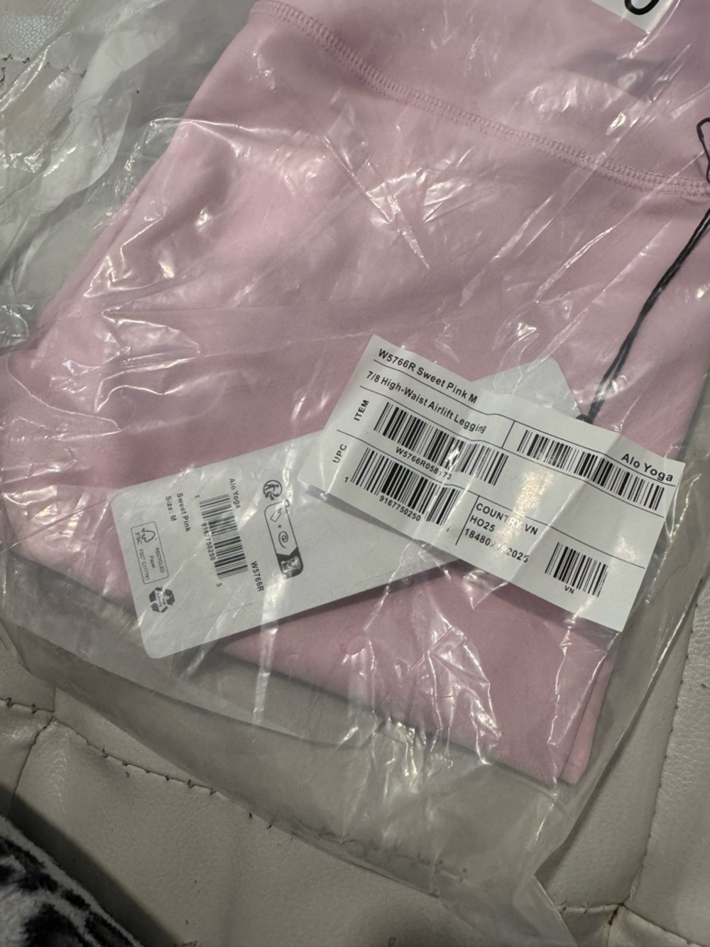 ALO Yoga Sweet Pink High-Waist Airlift Leggings - Picture 6 of 7